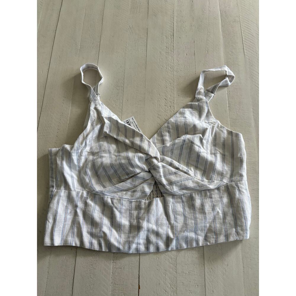 Gentle Fawn Crop Top NWT Size Large